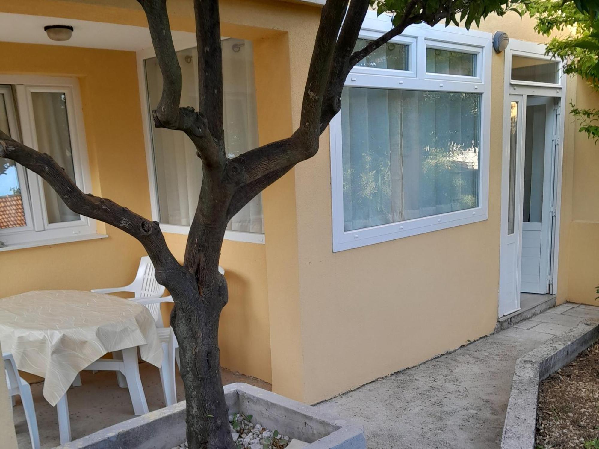 Apartments Viganj Exterior photo